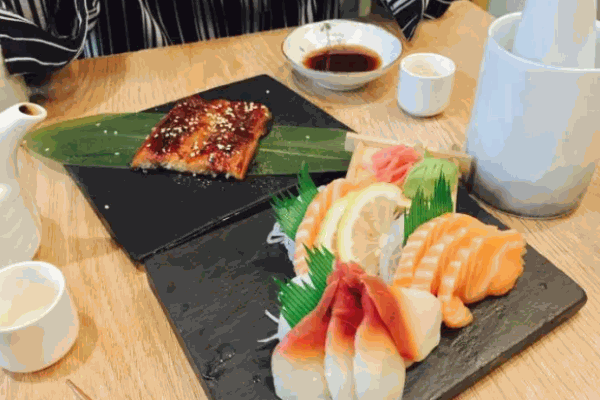银鹤料理