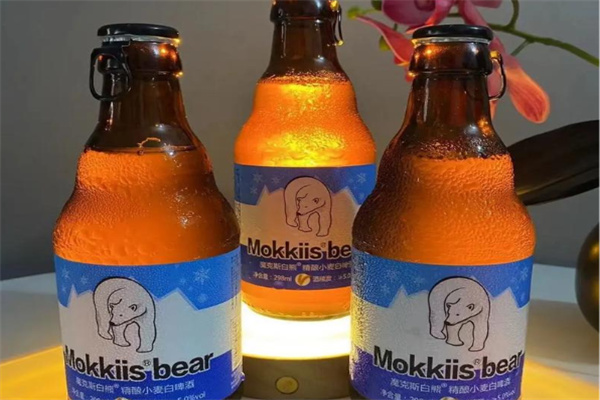 ‌白熊小麦啤酒