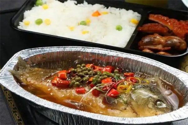 渝小渔烤鱼饭加盟