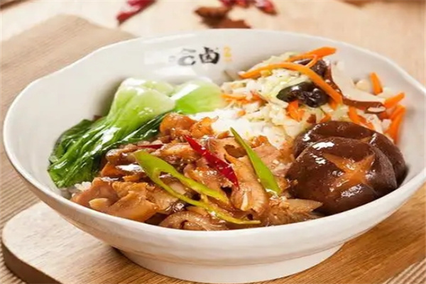 唐小馋卤汁拌饭加盟