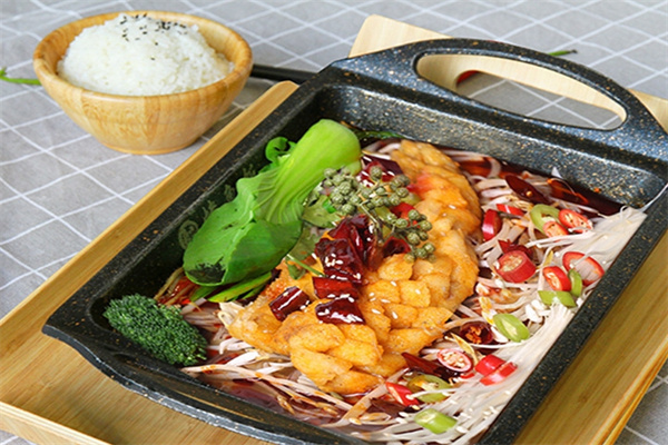 渝小渔烤鱼饭加盟
