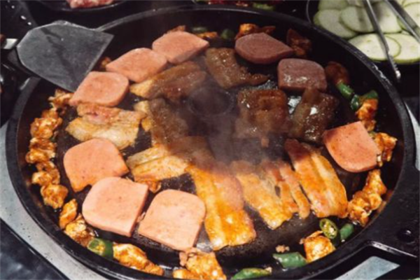锅盖烤肉 锅盖烤肉