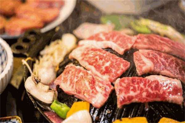 乾草和牛日式烤肉