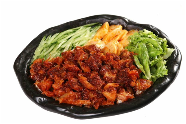 小丽炸鸡烤肉拌饭