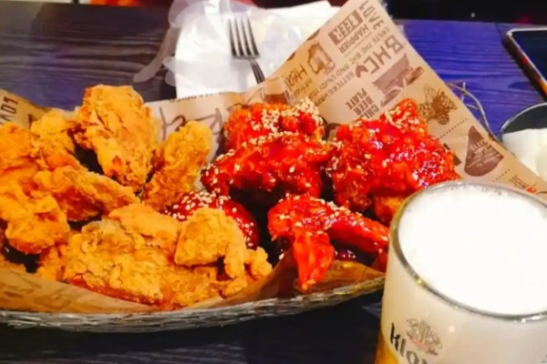 FlyingChicken炸鸡啤酒 FlyingChicken炸鸡啤酒