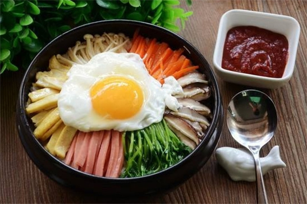 寿司爱上拌饭