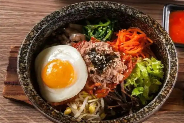 寿司爱上拌饭