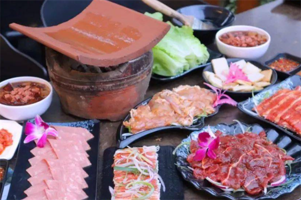 哥俩瓦片烤肉 哥俩瓦片烤肉