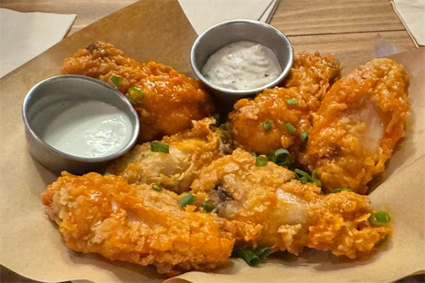 1st chicken炸鸡啤酒 1st chicken炸鸡啤酒