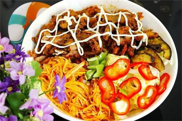 乌托邦烤肉拌饭