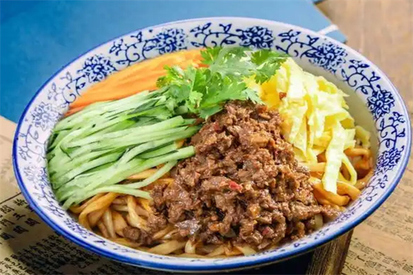 炸王炸酱面加盟