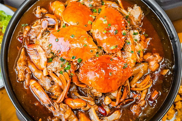 萌翻肉蟹煲 萌翻肉蟹煲