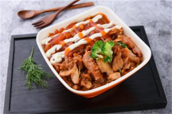 小宇烤肉拌饭 小宇烤肉拌饭