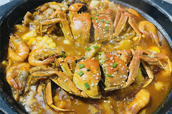 一唇香肉蟹煲