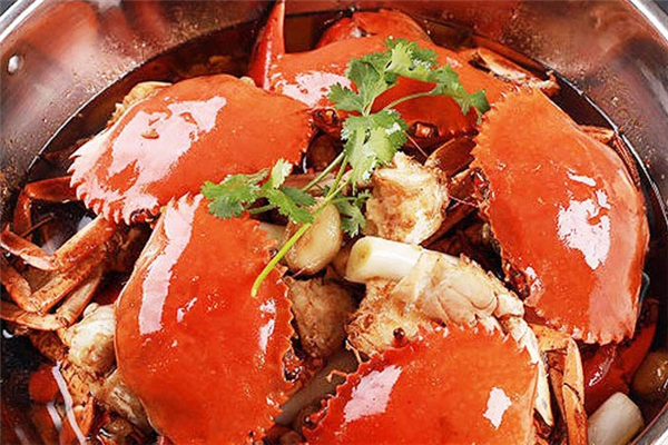 一唇香肉蟹煲