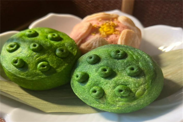 李酥荷糕点