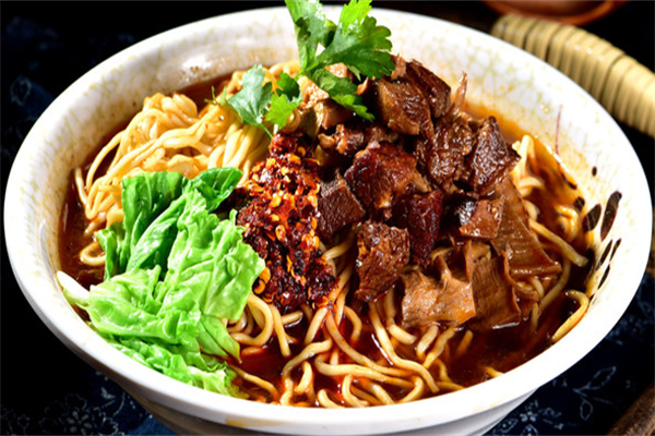 白玉牛肉面馆