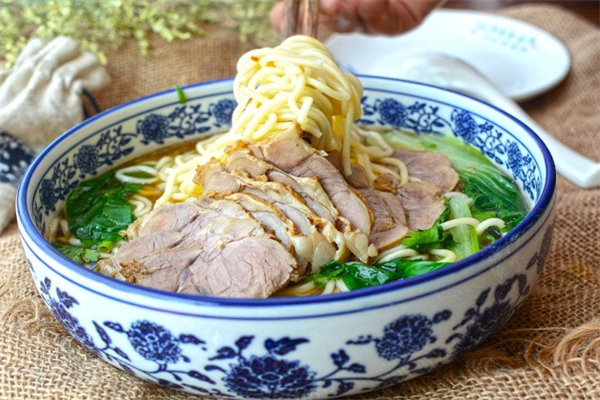 川妹子牛肉面