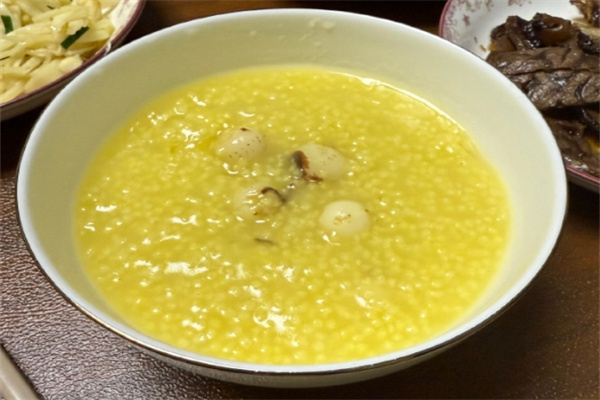 中发白粥馆