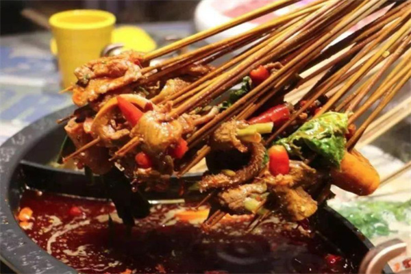 鼎留香火锅串串中的快餐 鼎留香火锅串串中的快餐
