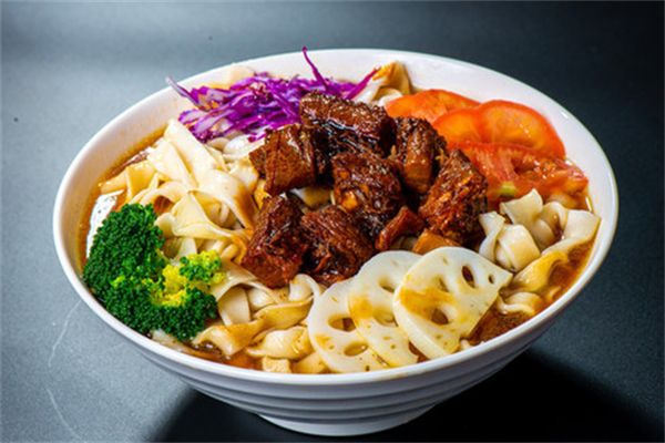 哈努牛肉面 哈努牛肉面