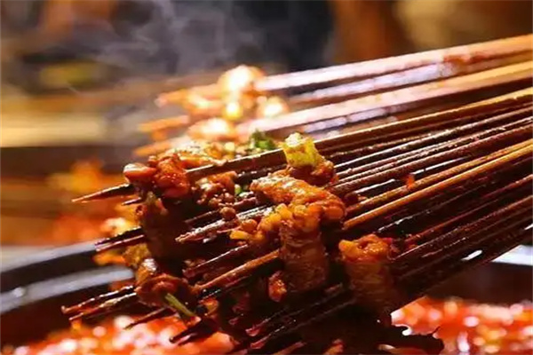 久儿串串香火锅