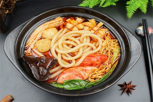 周师傅过桥米线