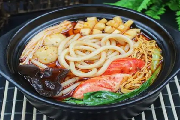 周师傅过桥米线