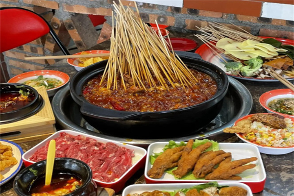 馋点点冷串串