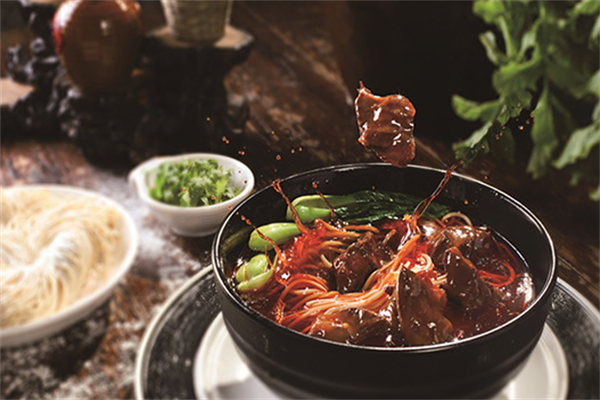 牛吃草宁波牛肉面