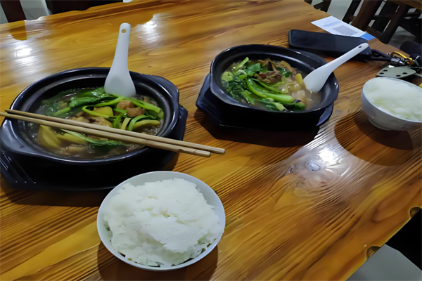 祥哥黄焖鸡米饭