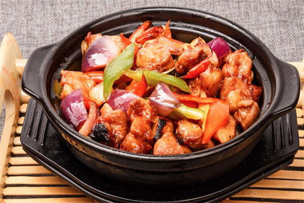 中肴黄焖鸡米饭