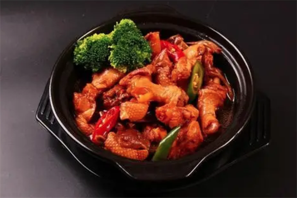 中肴黄焖鸡米饭