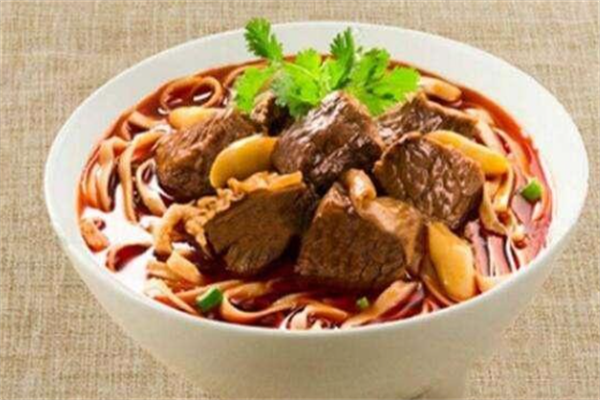 牛顶顶牛肉面