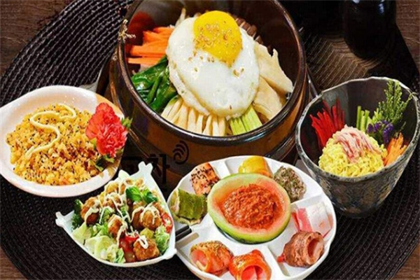 莎拉波尔韩国料理加盟