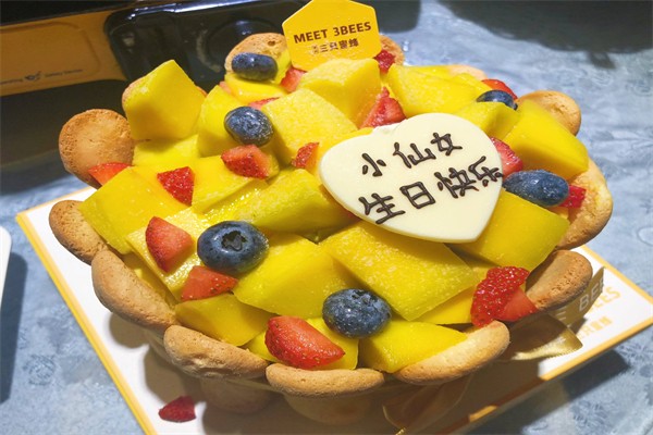 三只蜜蜂蛋糕
