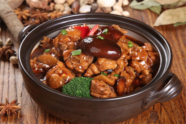 宜家黄焖鸡排骨米饭加盟