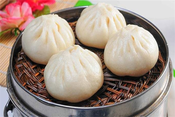 三个包子