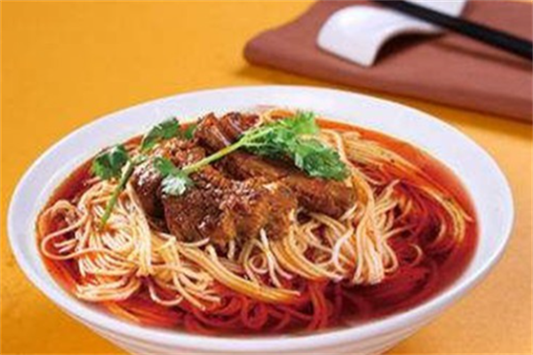 泰劲道私房牛肉面馆