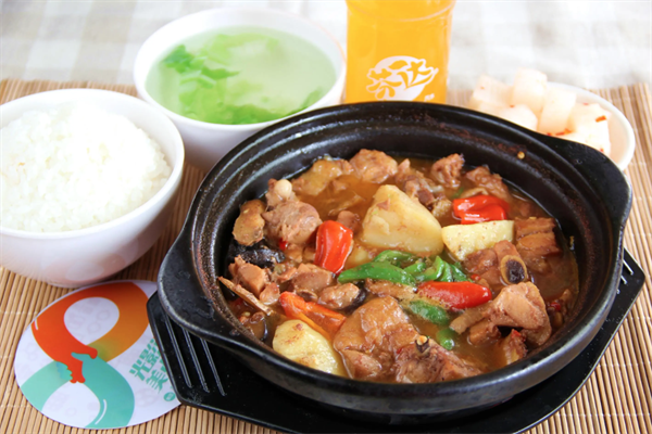 陈嘉诚黄焖鸡米饭加盟