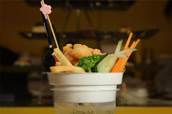 小肉肉鸡排杯