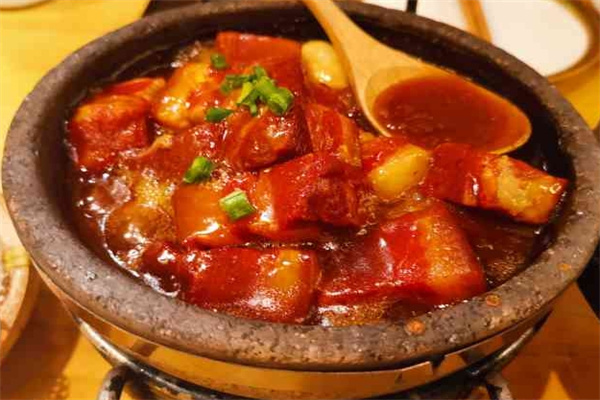 石锅一堂餐厅加盟