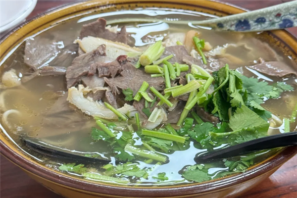 必福居牛肉汤