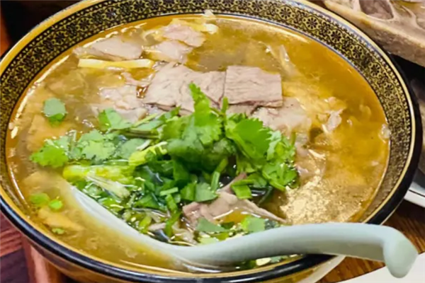 必福居牛肉汤