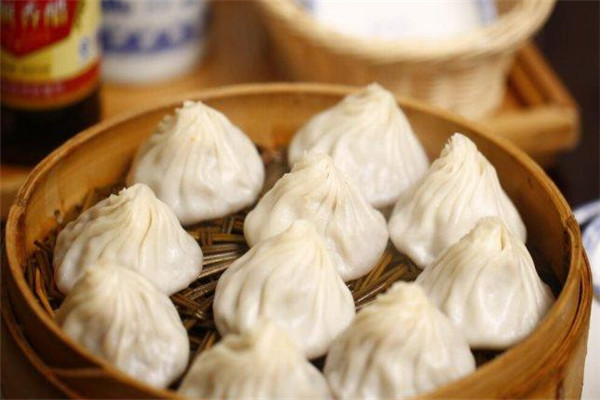 津理顺灌汤包