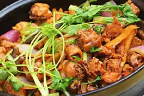 奇香鸡煲