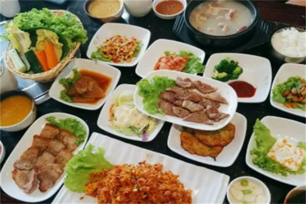 首屋儿韩国料理 首屋儿韩国料理