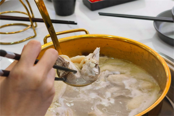 椰皇四季椰子鸡 椰皇四季椰子鸡