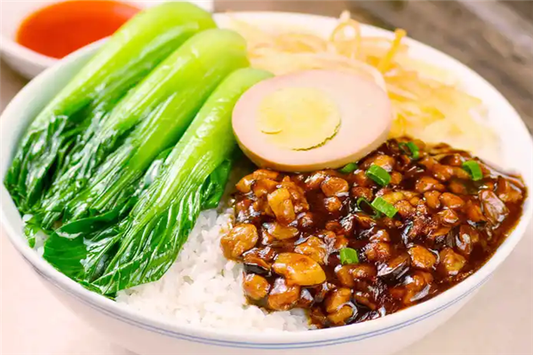 米事焖肉饭 米事焖肉饭