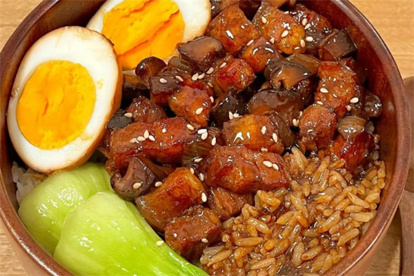 米司优烧肉饭 米司优烧肉饭